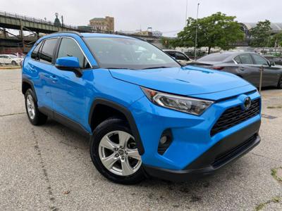 Toyota RAV-4 XLE 2021 V (2018)