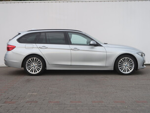 BMW 3 2015 316 d 239757km Kombi