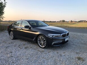 BMW Seria 5 520d Luxury Line