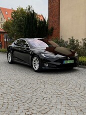 Tesla Model S Performance