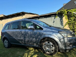 Używany Opel Zafira 2011