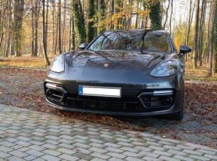 Używany Porsche Panamera 2022