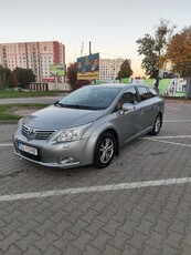 Używany Toyota Avensis 2009