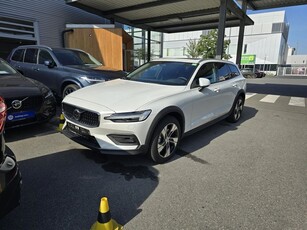 Używany Volvo V60 2023