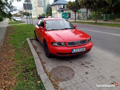 Audi a4 sedan 1.6 b+g