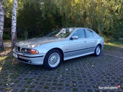 BMW 528i wyjatkowy stan bez rdzy 162tys km