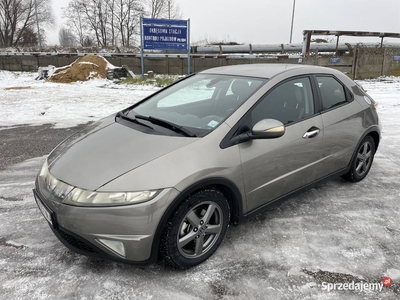 Honda Civic VIII 1.8 BENZYNA Klimatronik Tempomat BASS WORKS