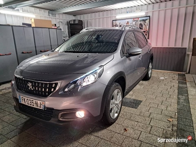 Peugeot 2008, Lift, Kamera cofania, opony zimowe