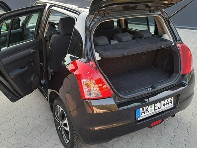 Suzuki Swift * 1.3i * Z NiEMiEC* BARDZO Ładny* 5drzwi*