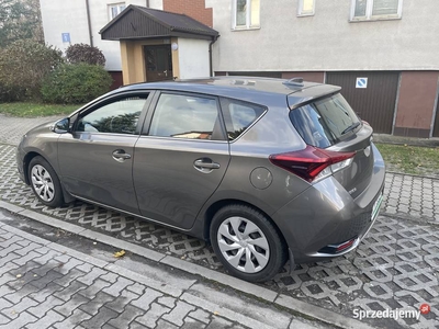 Toyota Auris hatchback 1.6 132KM 2016 bezwyp salon PL serwis