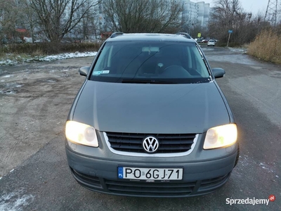 Volkswagen Touran 2.0TDI 140KM BKD 7 Osobowy Grzane Fotele