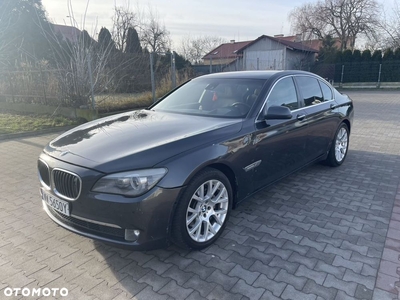 BMW Seria 7 740d