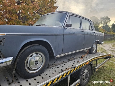 Fiat 2300 Berlina 2 sztuki