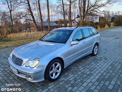 Mercedes-Benz Klasa C 200 T Kompr Avantgarde