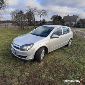 Opel Astra 1,6 długie opłaty