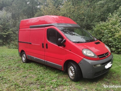 Opel Vivaro 1.9Dti podwyszany furgon L1H2 Vat1