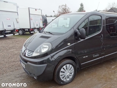 Renault Trafic 2.0 dCi 115 FAP Grand Passenger Black Edition