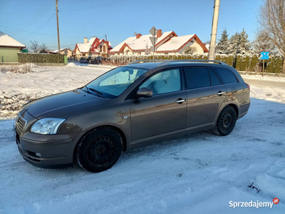 Toyota Avensis 2.0 03r