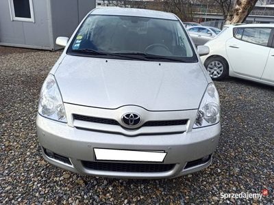 Toyota Corolla Verso 1.8 E