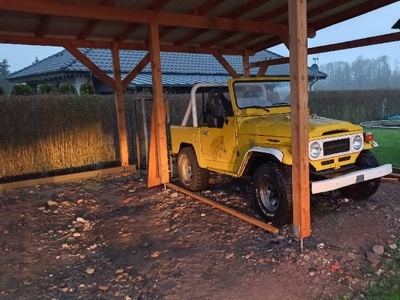 Toyota land cruiser fj40