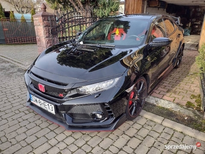 11 tys km, salonowy bezwypadkowy type R