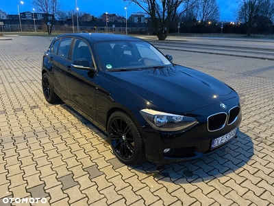 BMW Seria 1 114i Sport Line