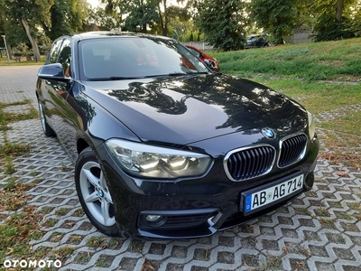 BMW Seria 1 118d xDrive Advantage
