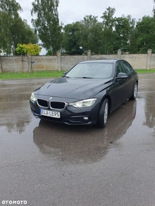 BMW Seria 3 318d