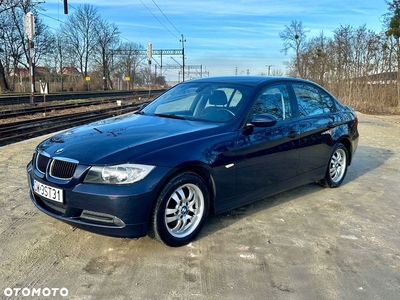 BMW Seria 3 318i