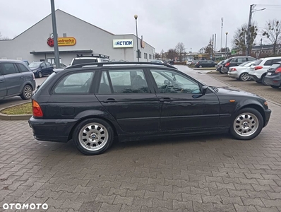 BMW Seria 3 318i