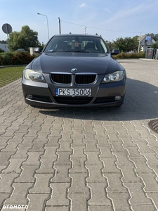 BMW Seria 3 318i