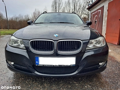 BMW Seria 3 318i Touring Edition Exclusive