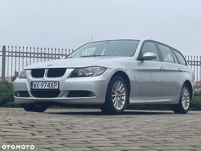 BMW Seria 3 320d DPF Touring