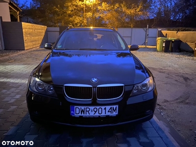 BMW Seria 3 320d DPF Touring