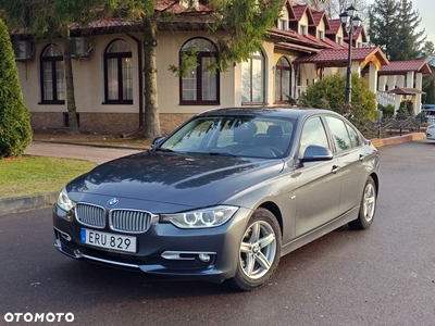 BMW Seria 3 320d Efficient Dynamics Luxury Line