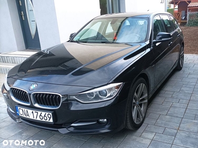 BMW Seria 3 320d Sport Line