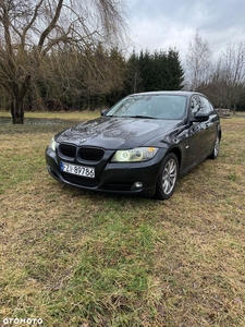 BMW Seria 3 320i