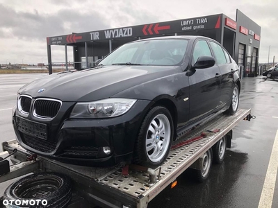 BMW Seria 3 320i