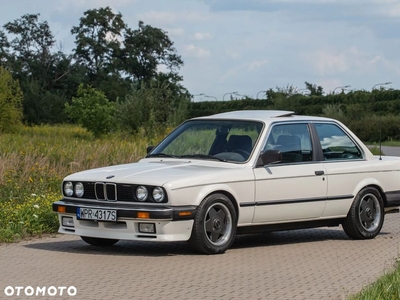 BMW Seria 3 325e