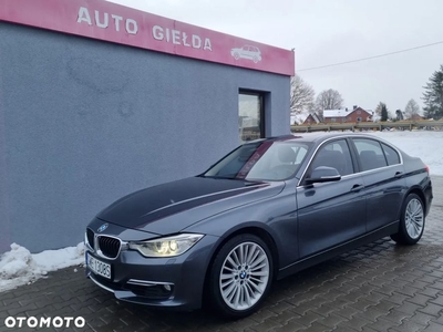 BMW Seria 3 328i