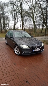 BMW Seria 5 520d xDrive Touring Luxury Line