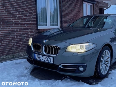 BMW Seria 5 525d Luxury Line