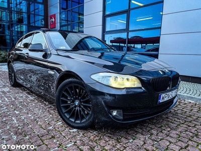 BMW Seria 5 525d Sport-Aut