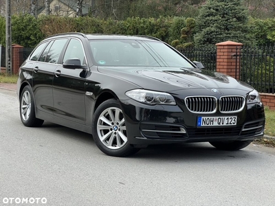 BMW Seria 5 525d xDrive Touring