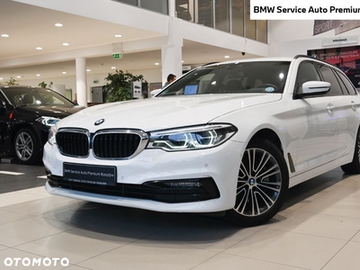 BMW Seria 5 530i Sport Line sport