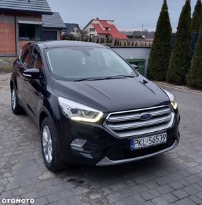 Ford Kuga 1.5 EcoBoost 2x4 Black & Silver