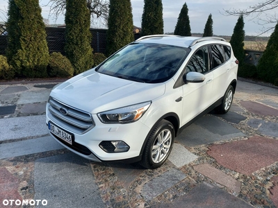 Ford Kuga 1.5 EcoBoost 2x4 Titanium