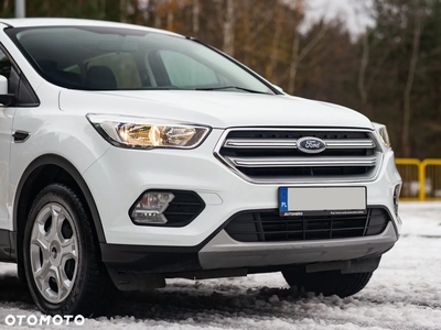 Ford Kuga 1.5 EcoBoost 2x4 Trend