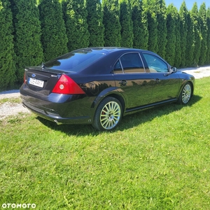 Ford Mondeo V6 ST 220