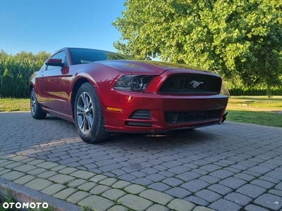 Ford Mustang 3.7 V6 Premium